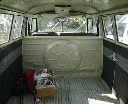 Volkswagen T1. Interior. Plataforma de carga.