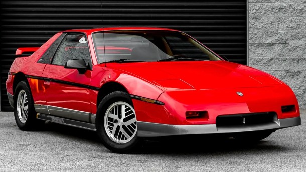 Pontiac Fiero GT 1985